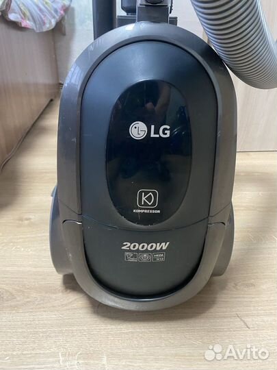 Пылесос LG 2000 w