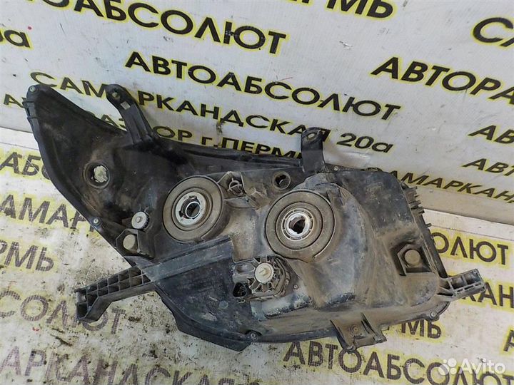 Фара левая Toyota Land Cruiser Prado 150 2009