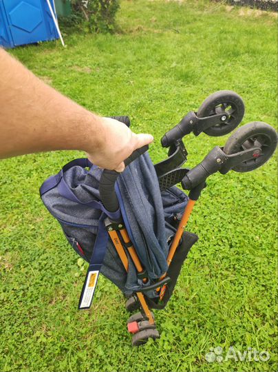 Прогулочная коляска трость mclaren