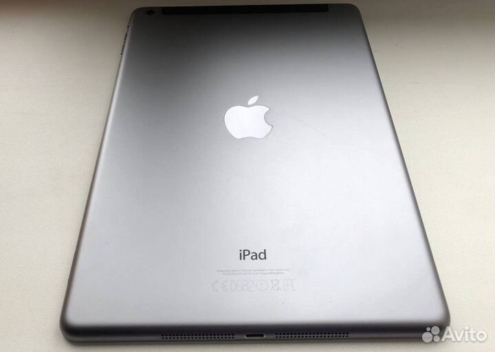 iPad air 32гб LTE