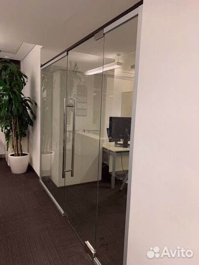 Офисные стеклянные перегородки под ключ