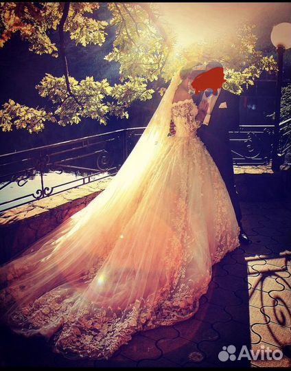 Свадебное платье 42-44 бу