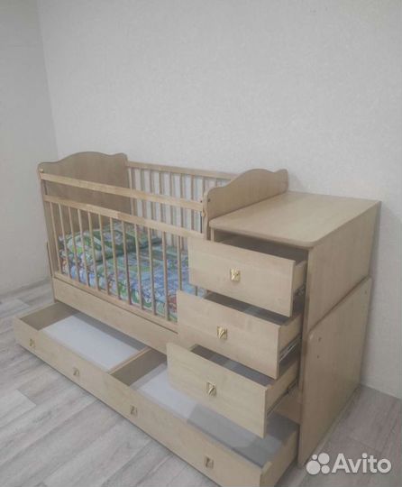 Кроватка детская