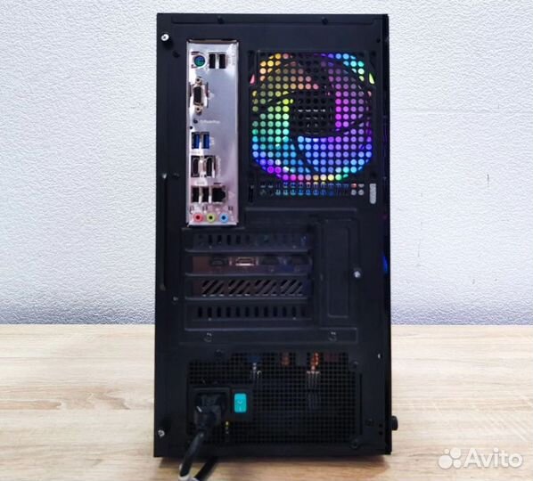 Игровой пк Ryzen Всё на ультра настройках