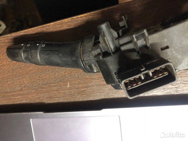 Переключатель поворотов Kia Rio 3 3 до рест