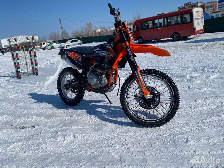 Мотоцикл кроссовый Рrogasi hardcore 450