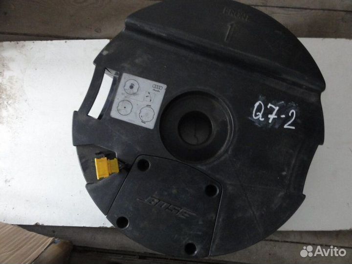 Сабвуфер bose Audi Q7 4L 4.2 BAR 2008