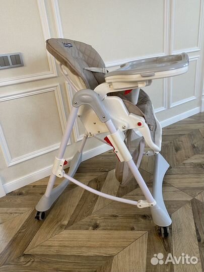 Стульчик для кормления babyton