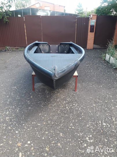 Лодка из пнд**