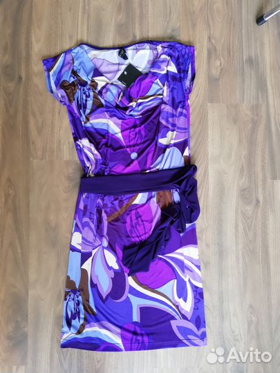 Платье трикотаж с поясом Новое