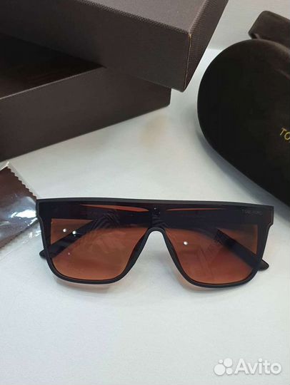 Солнцезащитные очки мужские Tom Ford