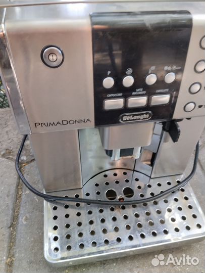 Кофемашина Delonghi