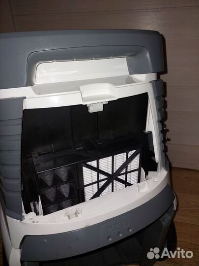 Пылесос Karcher DS 5600 Mediclean с аквафильтром