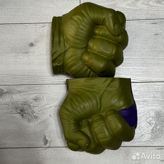 Перчатки Халка