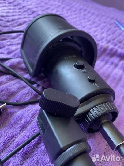 Студийный микрофон