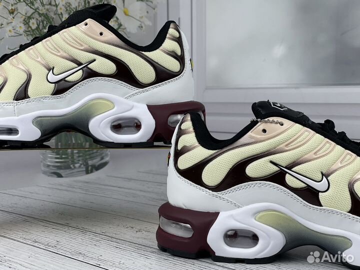 Кроссовки nike air max tn plus