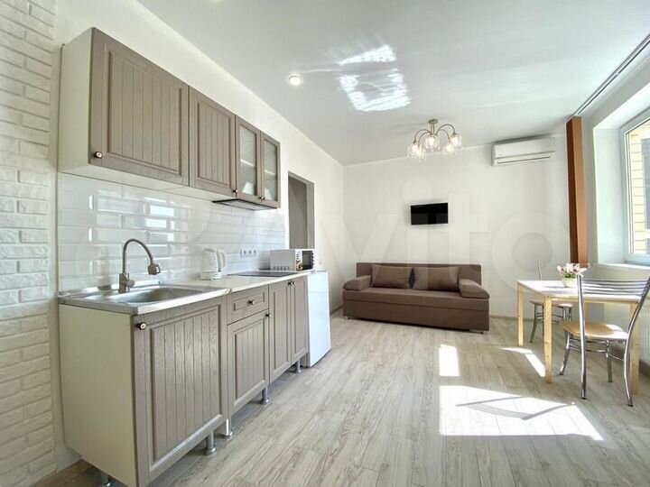 2-к. квартира, 52 м², 13/19 эт.