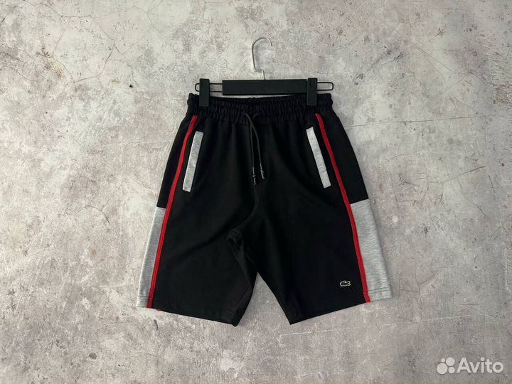 Шорты Lacoste
