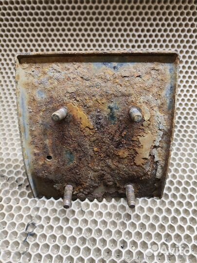 Кронштейн усилителя заднего бампера правый Chevrolet Lacetti хетчбэк