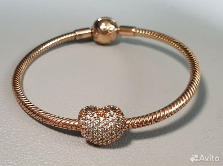 Браслет и шармы Pandora Rose
