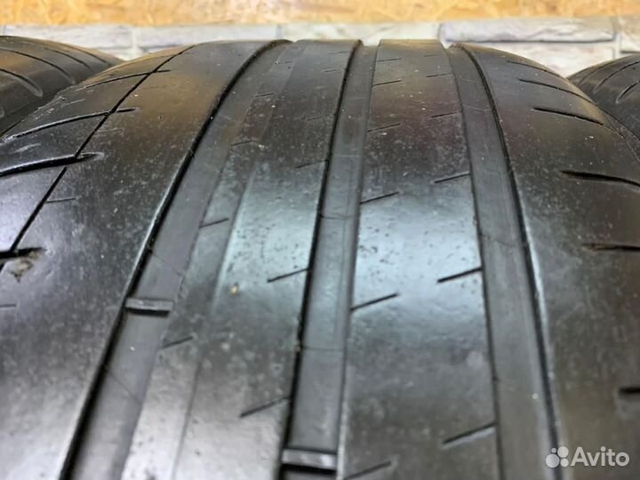 Michelin Pilot Sport 3 235/45 R18