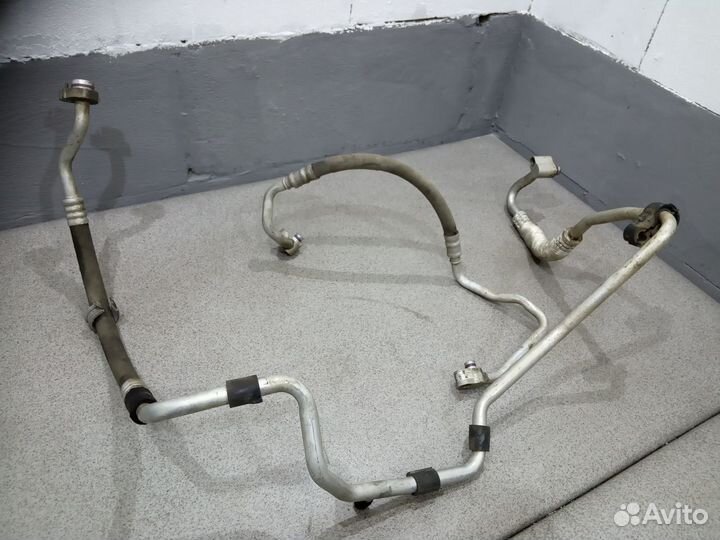 Трубки кондиционера 2 шт WV Passat b6 2.0 tfsi