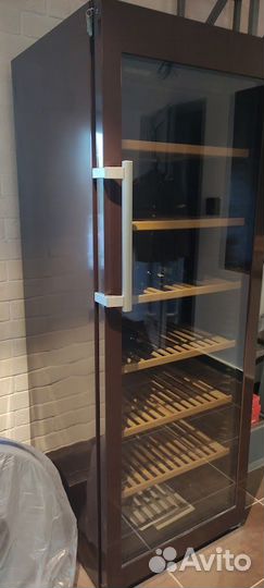 Винный шкаф liebherr WKt 5552