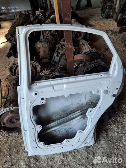 Дверь задний правый на Volvo S40