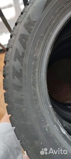 Bridgestone Blizzak Spike-02 205/55 R16 91T