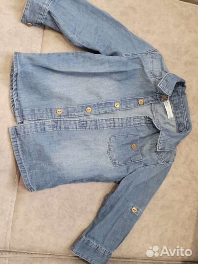 Рубашка и джинсы