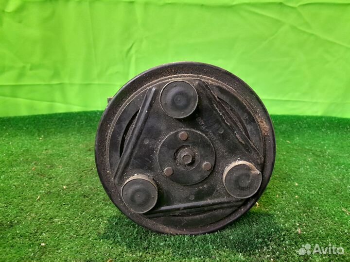 Компрессор кондиционера Ford Focus 1