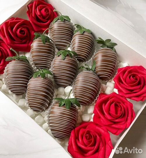 Клубника в шоколаде на подарок