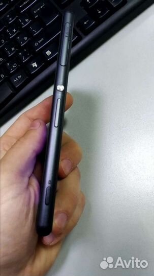 Телефон Sony Xperia Z3