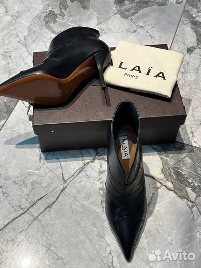 Ботильоны женские Alaia
