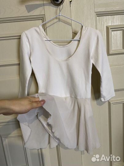 Купальник для танцев чёрный гимнастический чешки