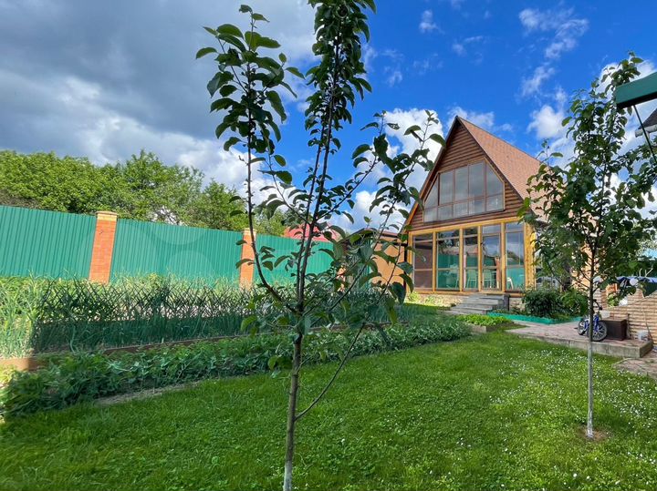 Дом 360 м² на участке 15 сот.