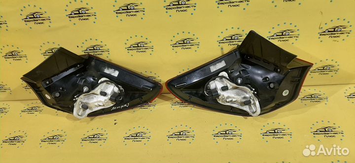 Фонарь задний наружный Opel astra j