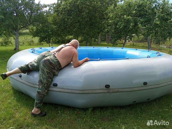Надувной бассейн