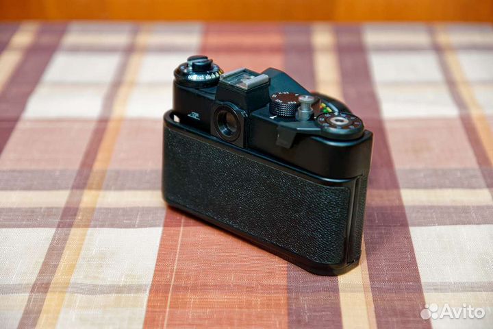 Zenit Зенит ET Black + Helios 44M