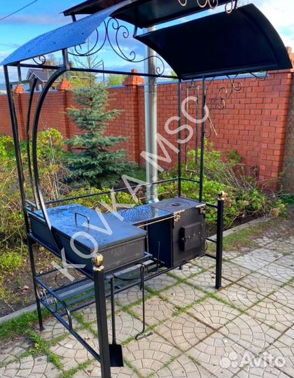 Мангал с крышей