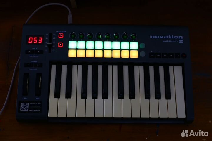 Novation Launchkey 25