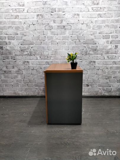 Тумба под оргтехнику