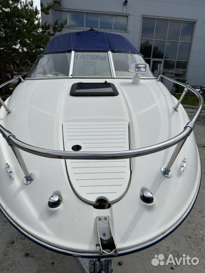 Катер Bayliner-212 Capri
