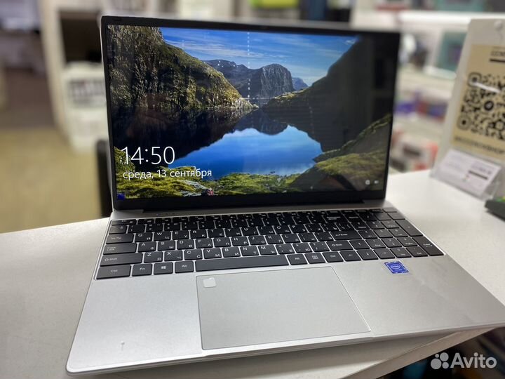 Ноутбук Ezzzbox 16/256 SSD 15.6 Профессиональный