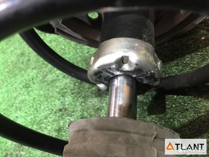 Стойка передняя mitsubishi colt plus