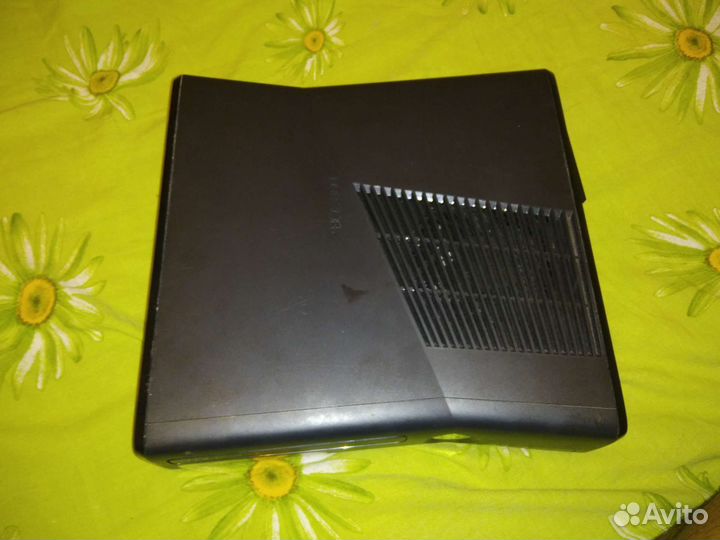 Xbox 360 (без жесткого диска)