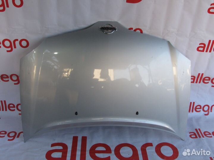 Nissan Almera Tino капот передний 2000-2006