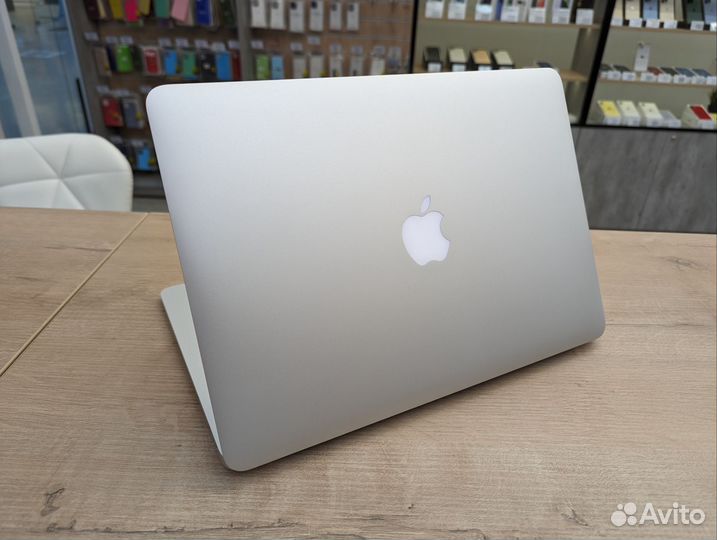 Apple MacBook Air 13 2018/Core i5/8gb/128gb