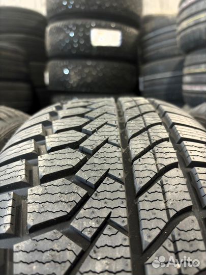 Westlake ZuperSnow Z-507 255/40 R18 99V