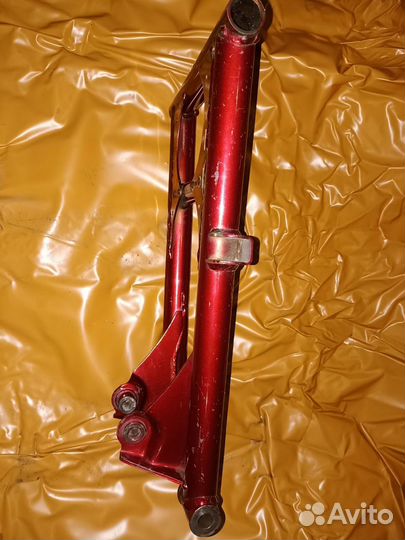 Правый нижний рычаг снегохода yamaha RX-1 MTX